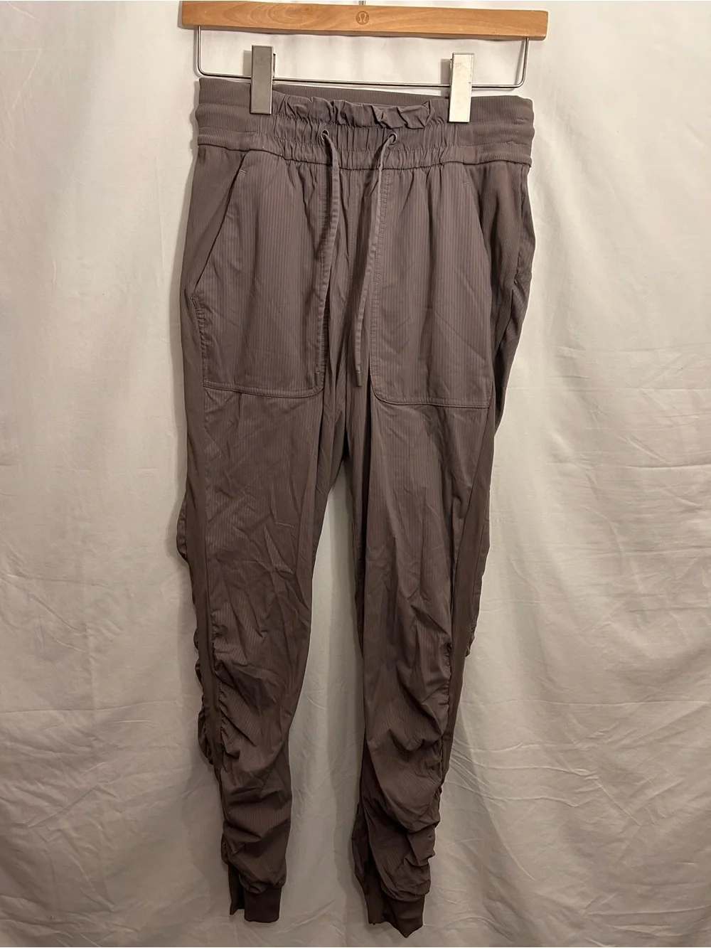 lululemon athletica Women's Taupe Drawstring Track Joggers